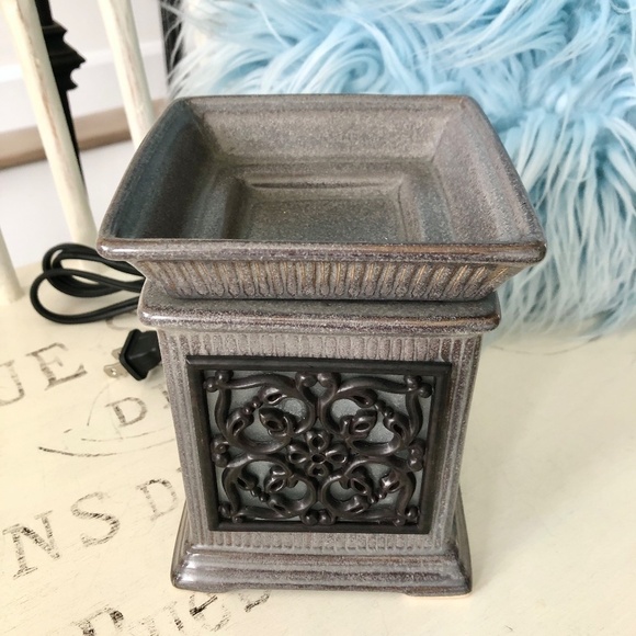 Scentsy Warmer, Jane, Full Size, Grey, Retired - Picture 4 of 16